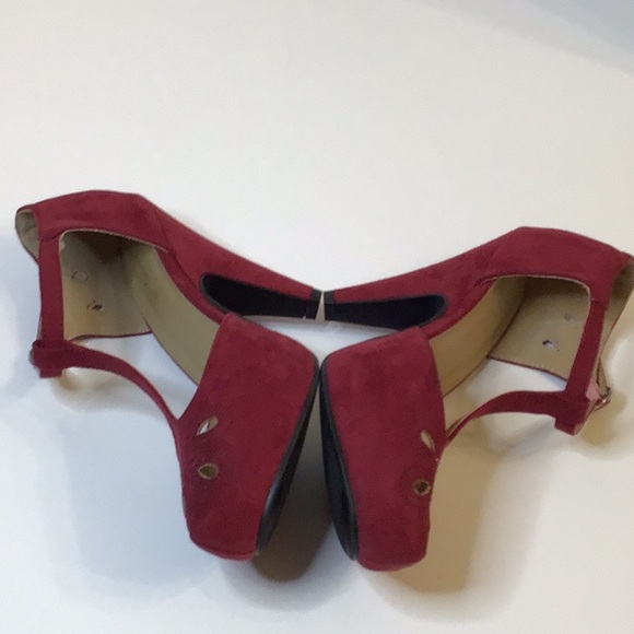 GRAHAM STREET SHOES Co. BURGUNDY RED T. STRAP SUEDE HEELS SZ 8 - Picture 8 of 15